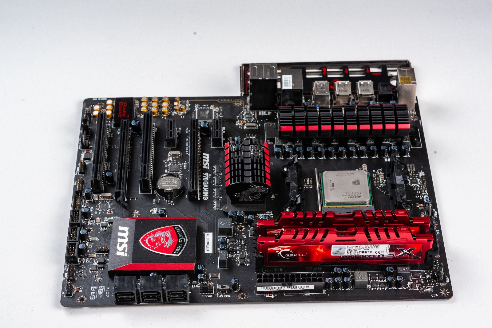 MSI 970 GAMING AM3+ ATX Motherboard DDR3 AMD FX-6300 UEFI USB3.0 Crossfire Ready