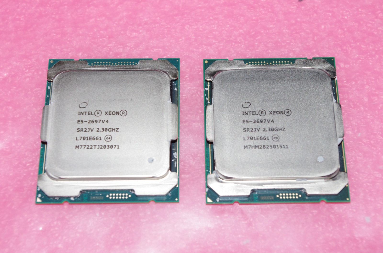 MATCHED Pair 2x INTEL Xeon E5-2697 V4 SR2JV 36 CORE LGA2011-3 CPU DELL R730 R630