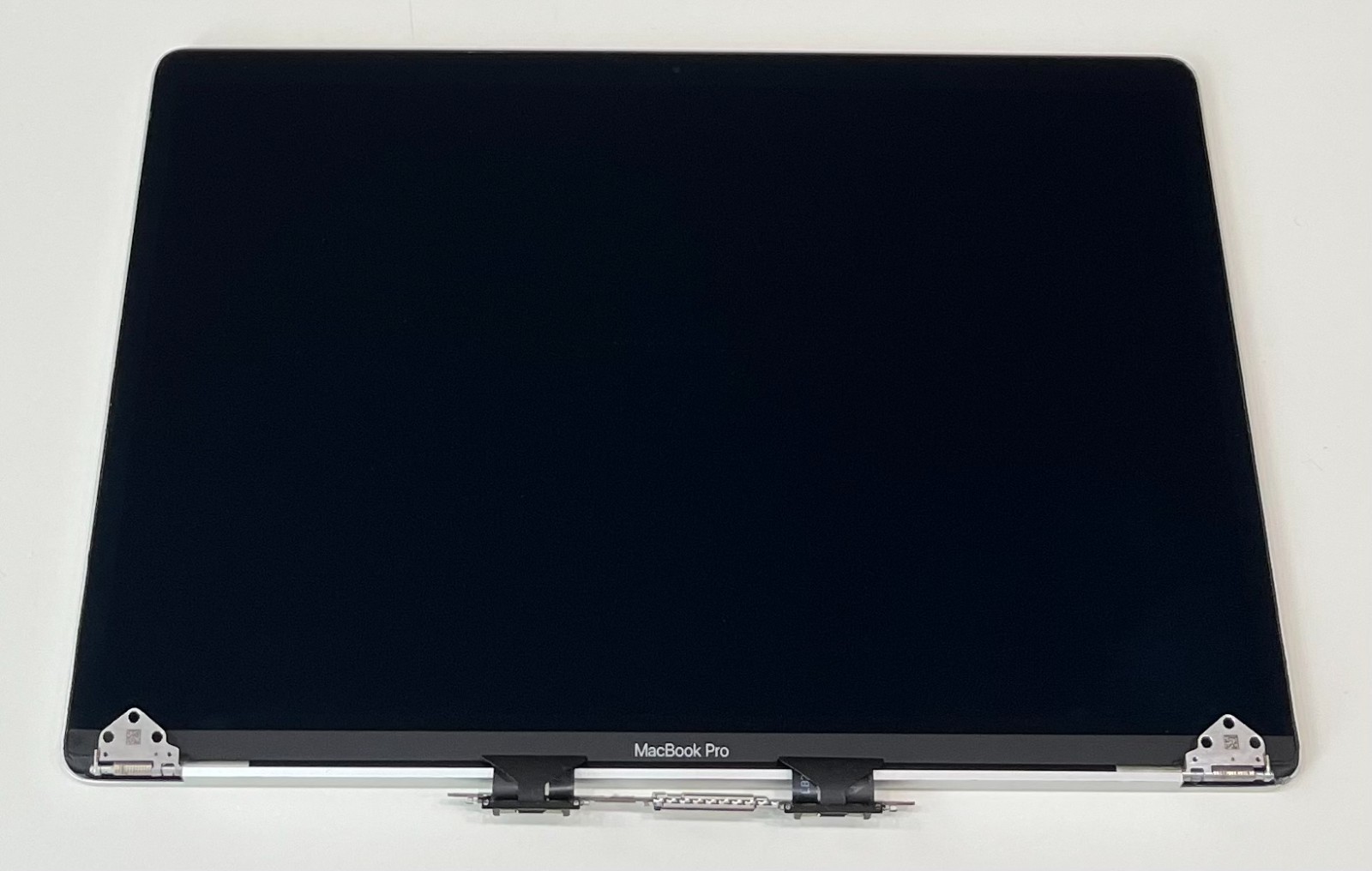 Apple MacBook Pro 15 A1990 2019 LCD Display Silver 661-10356 Genuine Grade A-