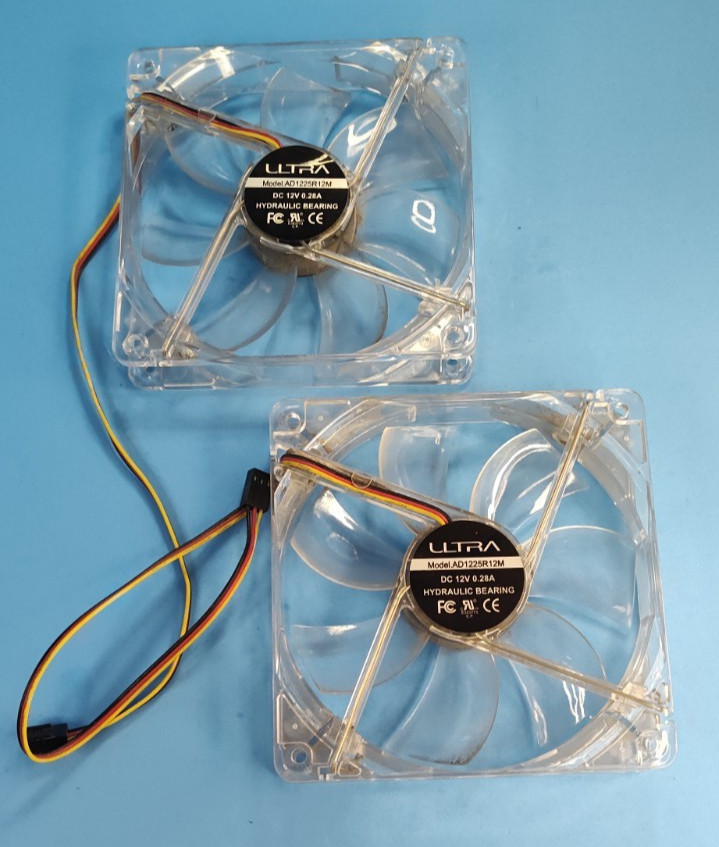 Lot of 2x Ultra 120mm 3-Pin PC Case System Exhaust Cooling Fan, Clear AD1225R12M