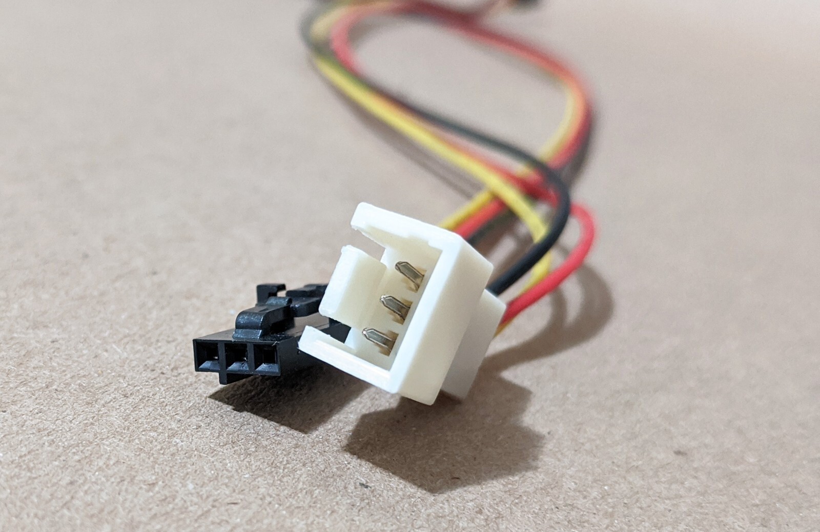 4-Pack: NEW Dell Latch Style 3pin to Standard 3pin PC Cooling Fan Adapter Cable
