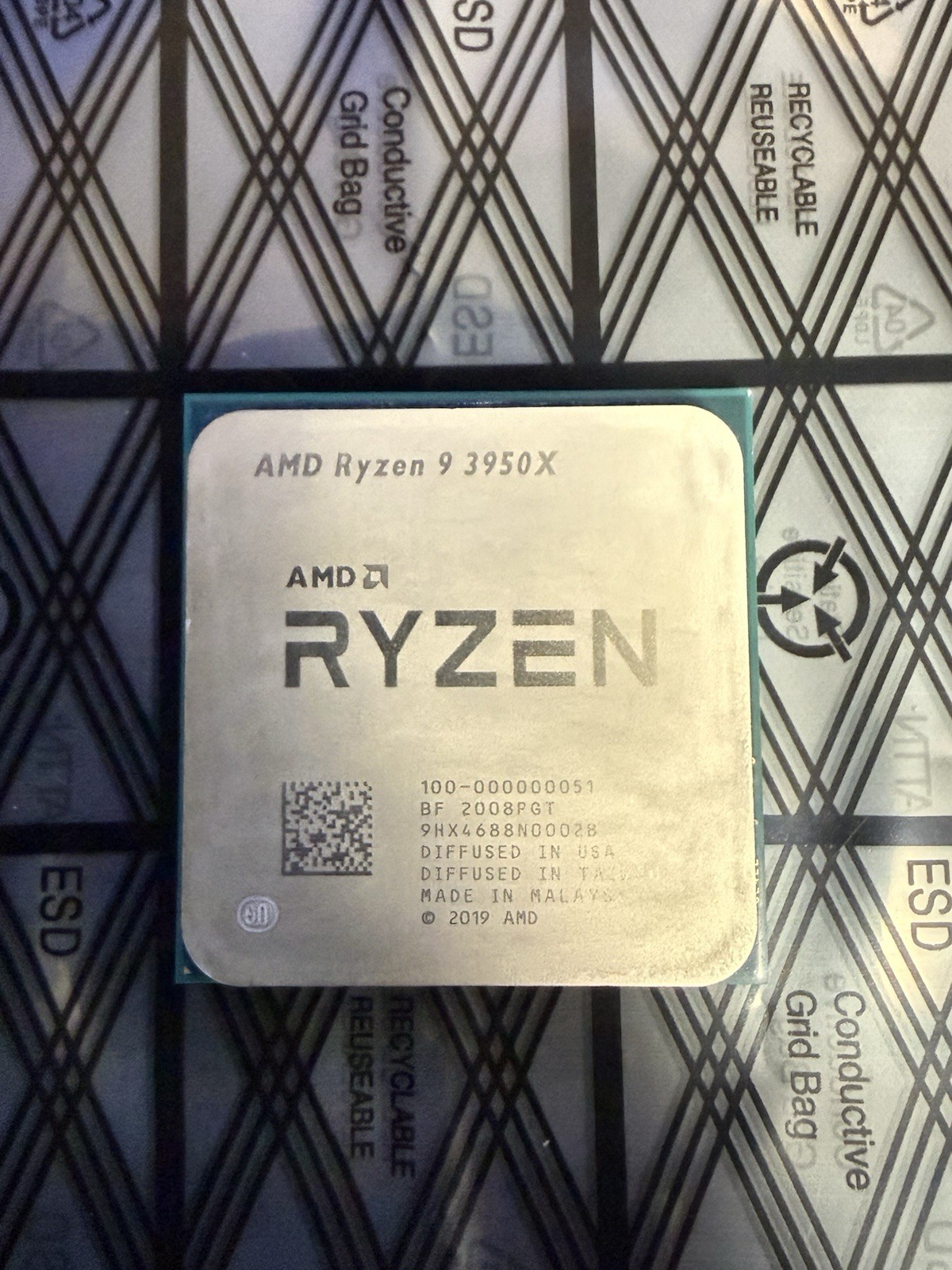 AMD Ryzen 9 3950X 3.50GHz 16 Core 100-000000051 32 Thread AM4 CPU