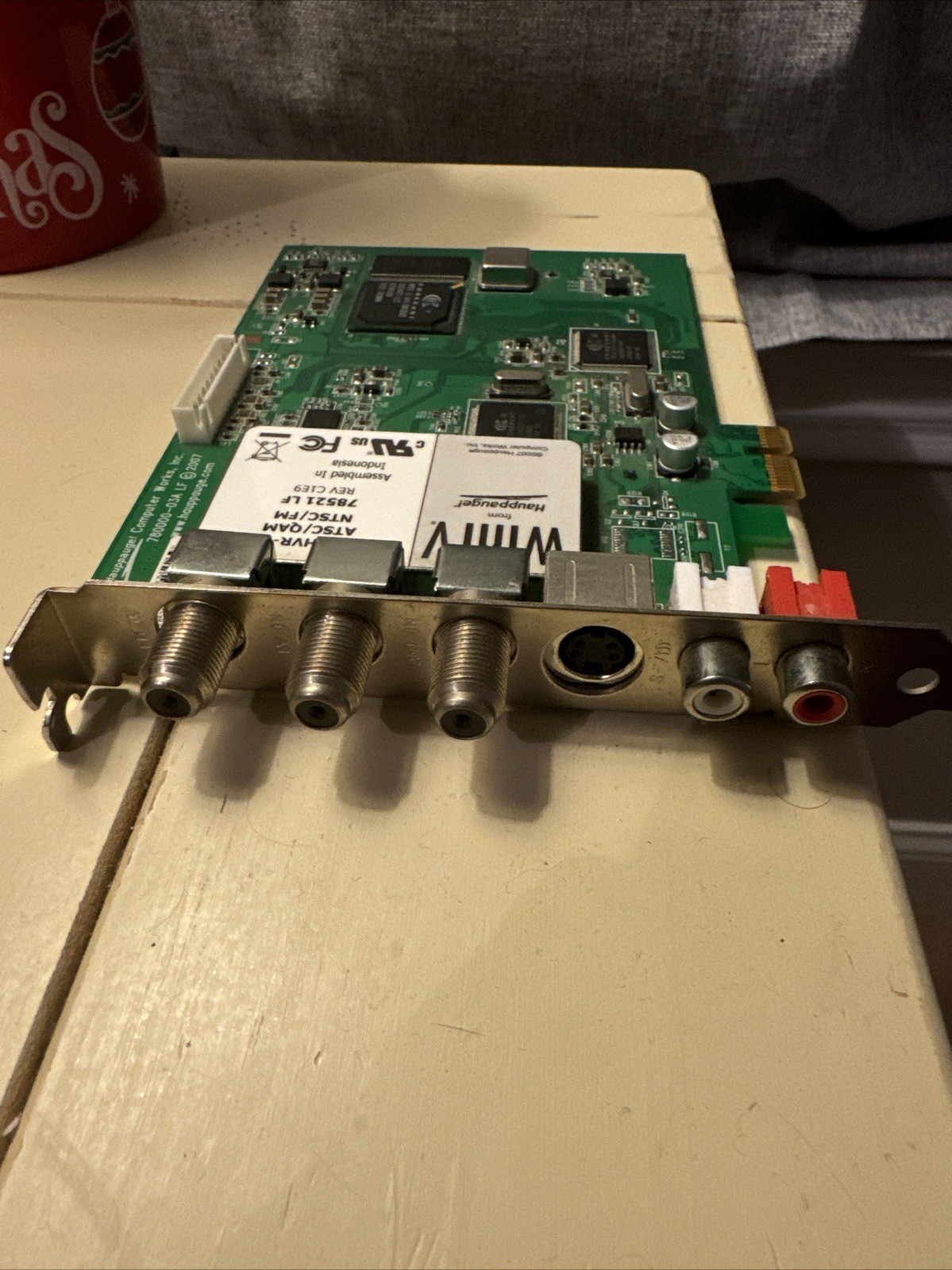 Hauppauge WinTV HVR-1800 PCI TV/FM Tuner – Digital/Analog TV capable
