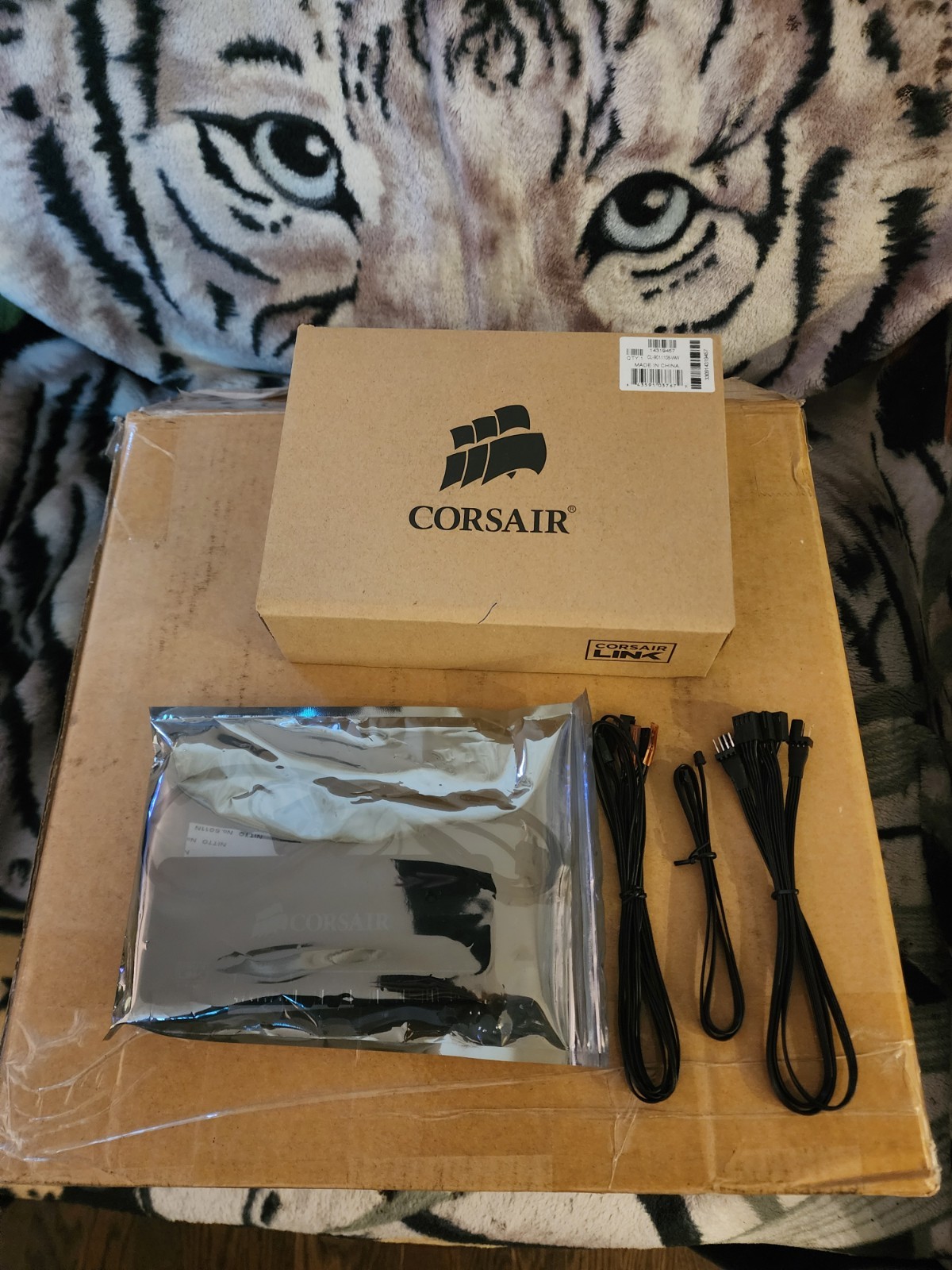 Corsair COMMANDER Mini Fan Control – Corsair LINK (CL-9011108-WW) COMPLETE UNIT
