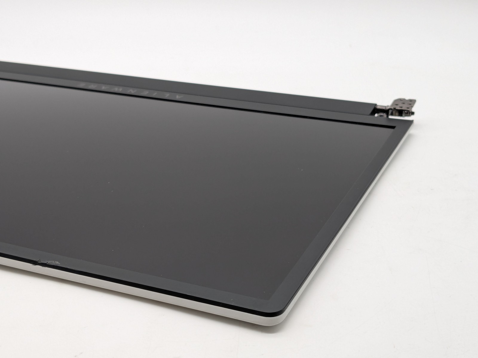Genuine Dell ALIENWARE X17 R1 R2 360Hz 17.3″ FHD SCREEN 7YGDK D42V5 3D2FF P9TCN