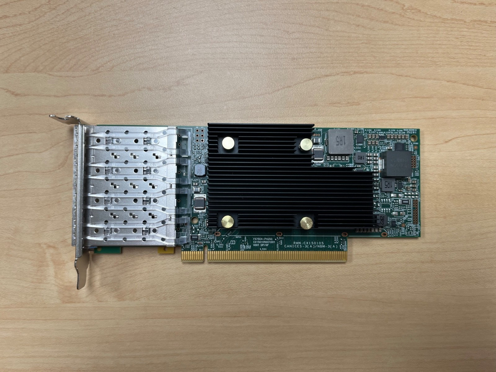 HPE Broadcom 57504 4 port SFP28 PCI-E4x16 Card P26264-B21 Half Height Slot