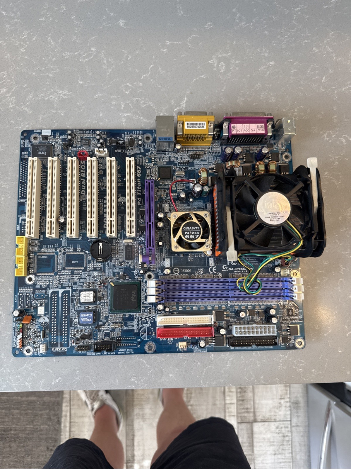 Gigabyte GA-8PE667 Pro Rev 1.2 Socket 478 Motherboard w/ Pentium 4 CPU & Cooler
