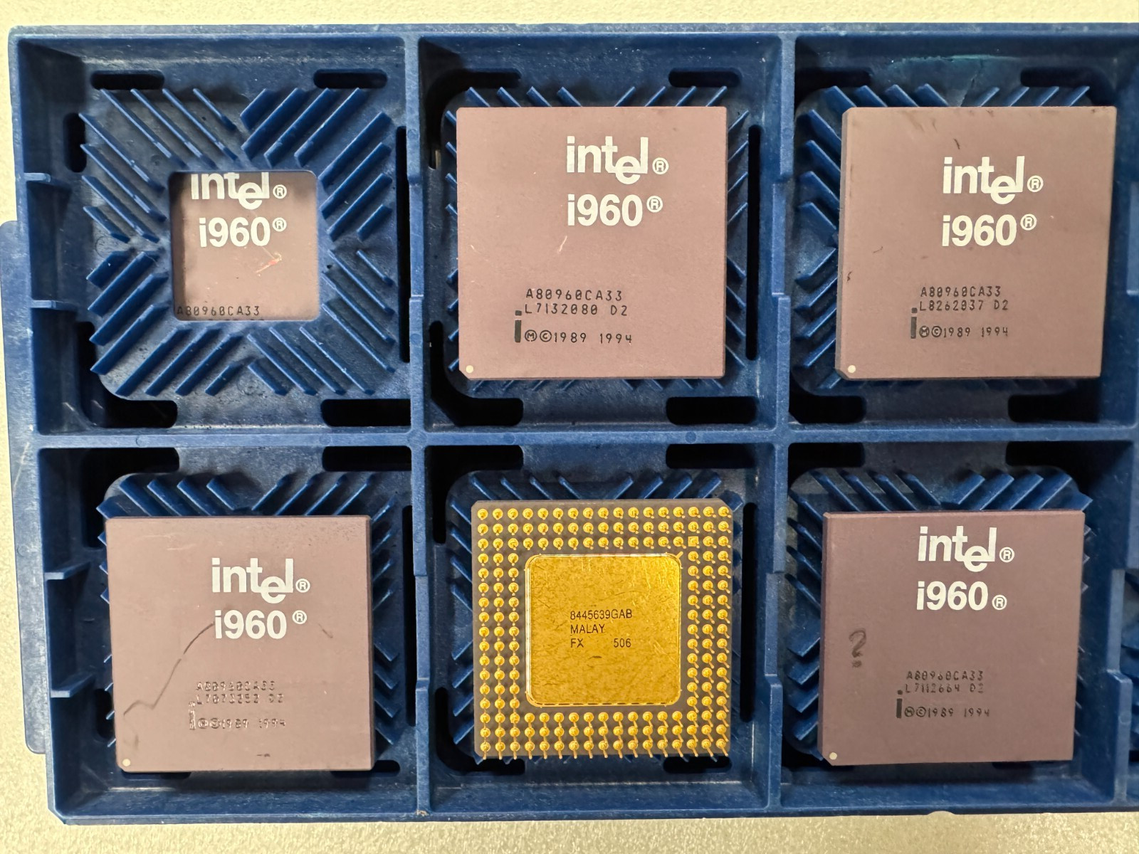 Vintage Intel i960 CPU PGA-168 GOLD pin 32-bit 33MHz A80960CA33 Made in 1997